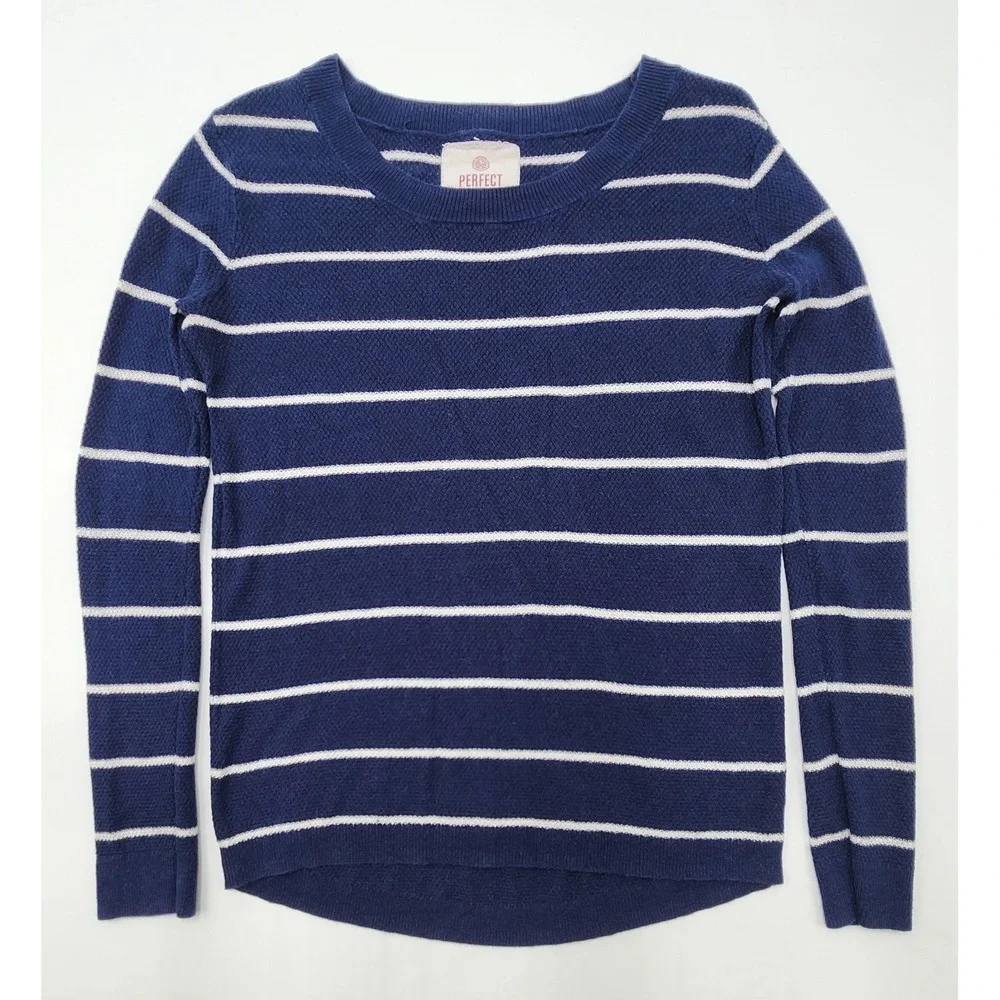 So Perfect Pullover Sweater XS Navy Blue/ White‎ Beachy Light Sweater